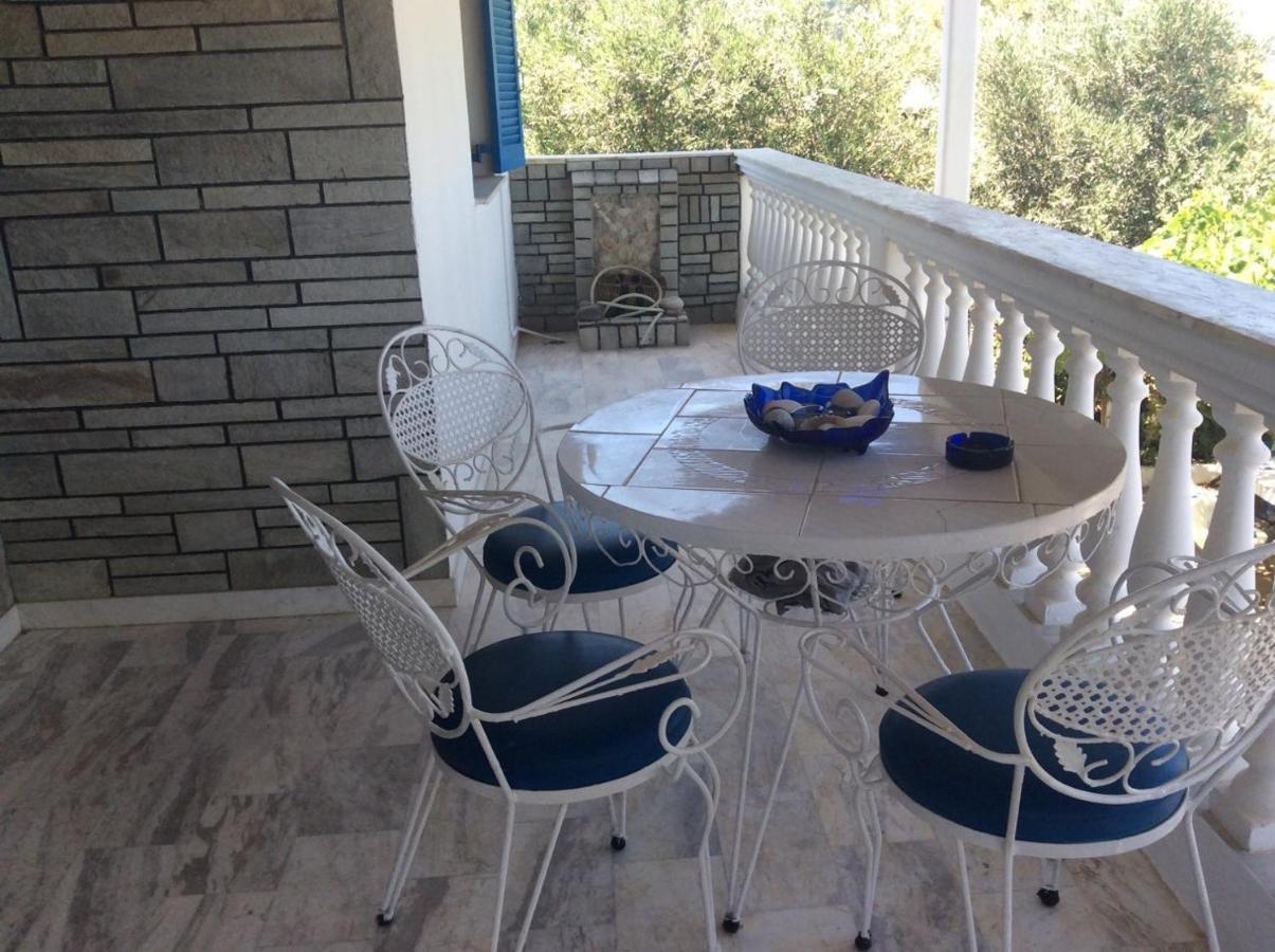 לריסוס Ikidiki Beach Villa מראה חיצוני תמונה